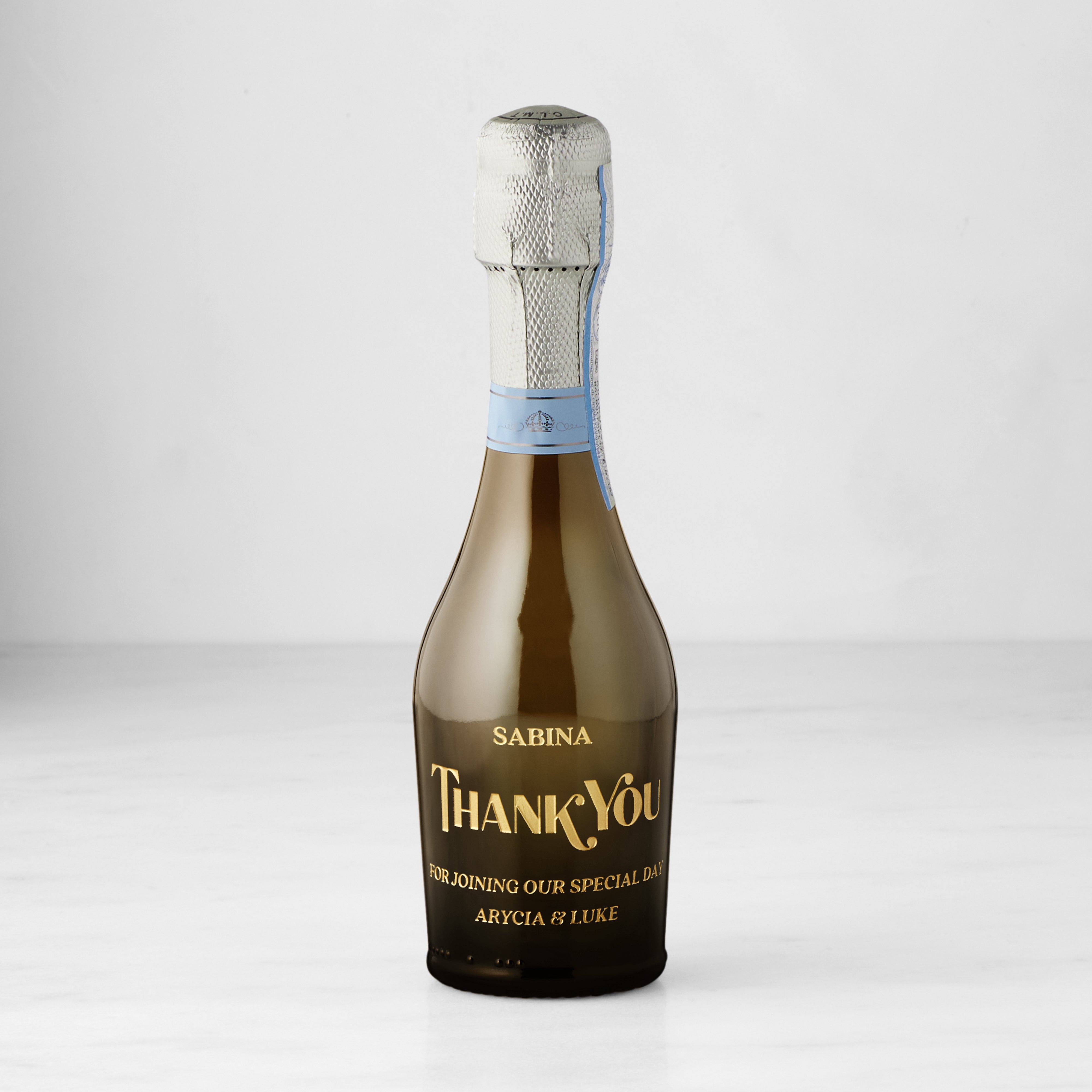 How to Open a Mini Bottle of Lamarca Prosecco: Easy & Safe Tips